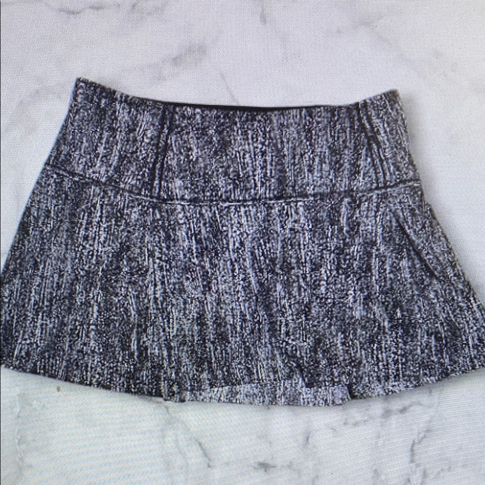 Lululemon Lost in Pace Skirt Size 10